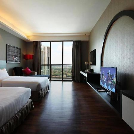 Shore Studio Rivercity View Malacca Eksteriør billede
